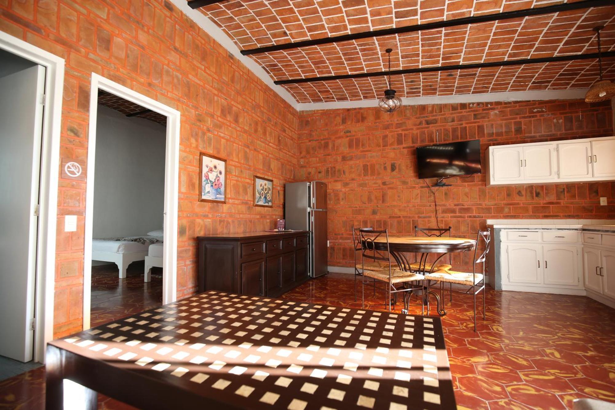 Mama Chuy Hotel & Villas San Juan Cosalá Exteriör bild